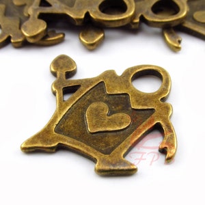 2 breloques cartes à jouer Alice au pays des merveilles 29 mm gros pendentifs en bronze vieilli BC0085816