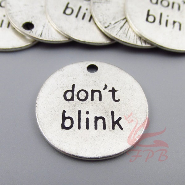 5 Don't Blink 20mm Wholesale Antiqued Silver Plated Weeping Angel Pendants SC0059772