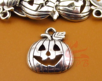 10 Pumpkin Jack O' Lantern Charms 18mm Wholesale Antiqued Silver Plated Halloween Pendants SC0002018