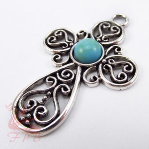 1 Filigree Cross Pendant 47mm Wholesale Antiqued Silver Plated Resin Charms SC0068171