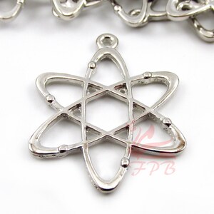5 Atom Charms 33mm Wholesale Silver Plated Science Pendants SC0077380