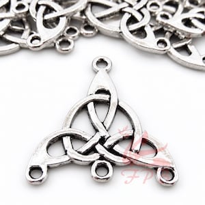 10 Celtic Knot Connector Charms 29mm Wholesale Antiqued Silver Plated Pendants SC0028385