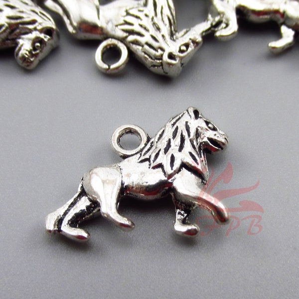 10 Lion Charms 21mm Antiqued Silver Plated Pendants SC0010071