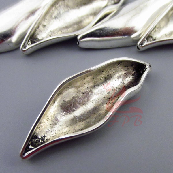 1 Peapod Pendants 44mm Wholesale Antiqued Silver Plated Empty Peapod Charms SC0095179