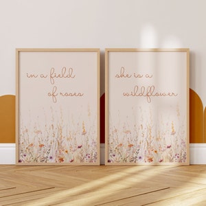 En un campo de rosas, ella es una flor silvestre, impresiones, decoración de guardería bohemia, decoración de guardería de niña, arte de pared para habitación de niña, decoración de pared de guardería de flores