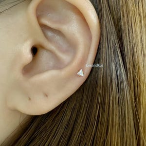 20g 18g 16g Teeny Tiny Triangle CZ Push In Prong Setting ASTM-F136 Labret, Tragus, Cartilage, Helix, Nose Piercings