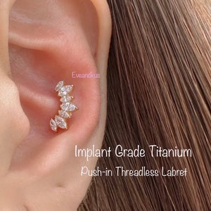 16g Seven Marquises CZ Crown Implant Grade Titanium Push-in Threadless Labret -  Nickel Free Hypoallergenic