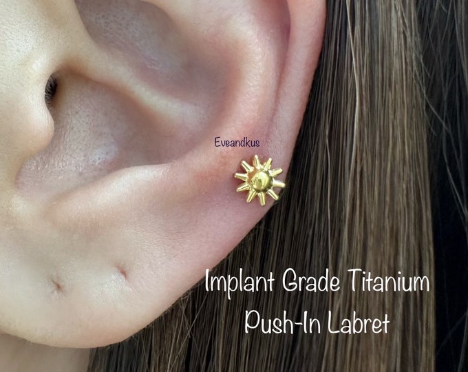 20g 18g 16g Sun Top Push-In Threadless Titanium Labret, Dainty Sun Implant Grade Titanium Cartilage, Conch, Tragus, Helix