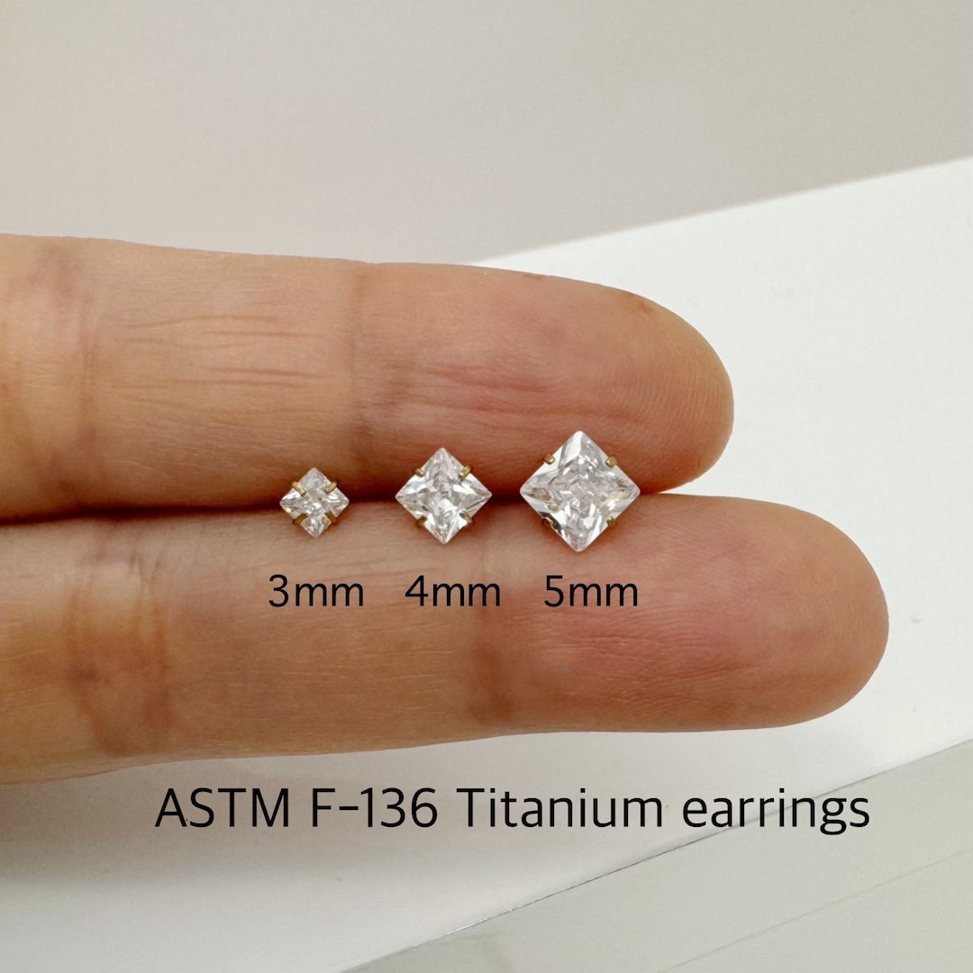 イヤリング TATIANA Silver 925 Naver Mignon Cubic Square Earrings EC1702 Amazon.com: Sterling Silver Stud Earrings for Women Cubic