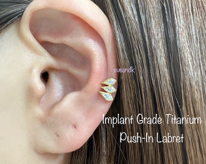 20g 18g 16g 3 Diamond Shaped CZ Spears Push-In Threadless Titanium Labret, ASTM F-136 Implant Grade Titanium - Nickel Free