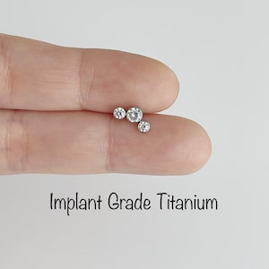 20g 18g 16g Curve CZ Push In Prong Setting Titanium Labret, Dainty Curved Grade23 Titanium Conch Helix Cartilage Tragus