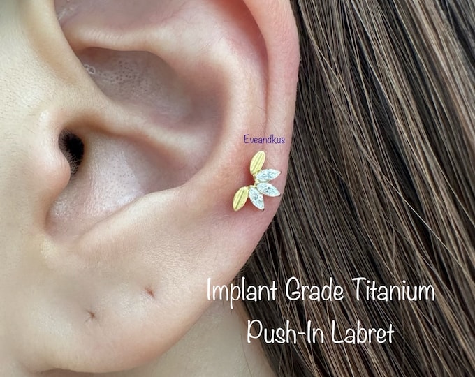 20g 18g 16g Water Lily Top Push-In Threadless Titanium Labret, Dainty Marquise Top Implant Grade Titanium Cartilage, Conch, Helix
