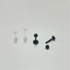 Bioflex Labret Retainer: 16g 3mm Ball Clear & Black Piercing