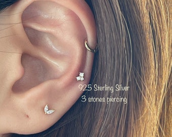 Three Mismatch CZ Stones Piercing (Single), Minimalist 92.5 Sterling Silver piercing, Mid Cartilage, Helix, Conch