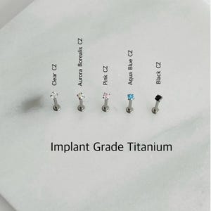 20g 18g 16g Teeny Tiny Push In Prong Setting Titanium Labret, Super tiny cz 2mm/3mm/4mm Hypoallergenic ASTM F-136 Titanium