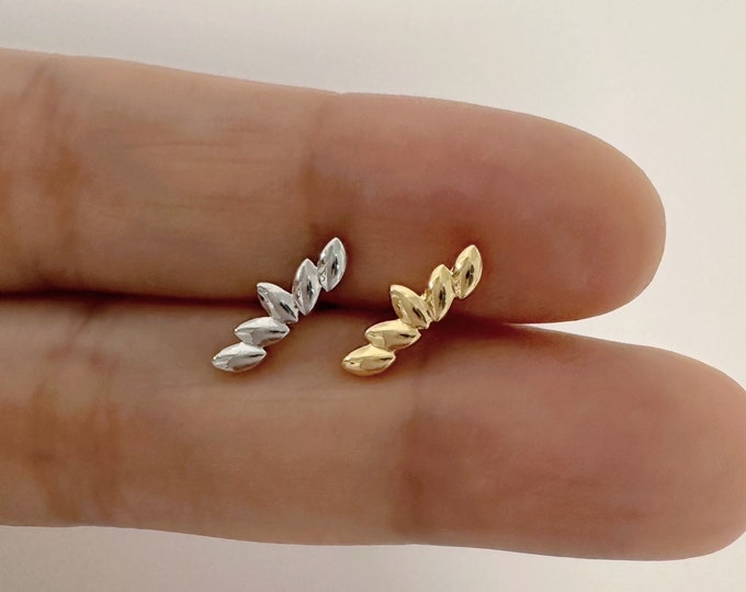 16g Marquise Leaf Internally Threaded Labret for Cartilage, Tragus, Conch, Helix