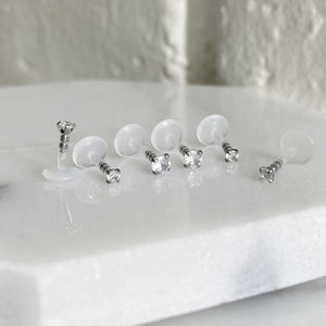 16G 2mm 3mm CZ Silver Prong Set BioFlex Push In Labret, 16GA Tragus Cartilage Helix Lip Nose