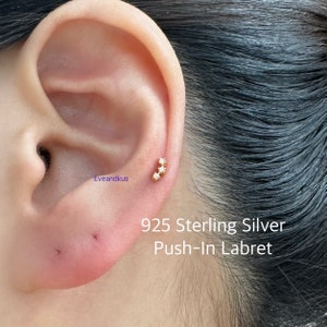 Teeny Three Stars Push-In Threadless Labret, Minimalist Astrology piercing for Cartilage, Helix, Tragus
