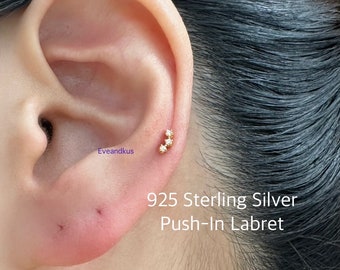 Teeny Three Stars Push-In Threadless Labret, Minimalist Astrology piercing for Cartilage, Helix, Tragus