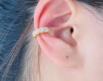 Non pierced Clip On Earring, Pave 92.5 Sterling Silver Clip on Ear Cuff (SINGLE), Non pierced CZ Ear Cuff earring