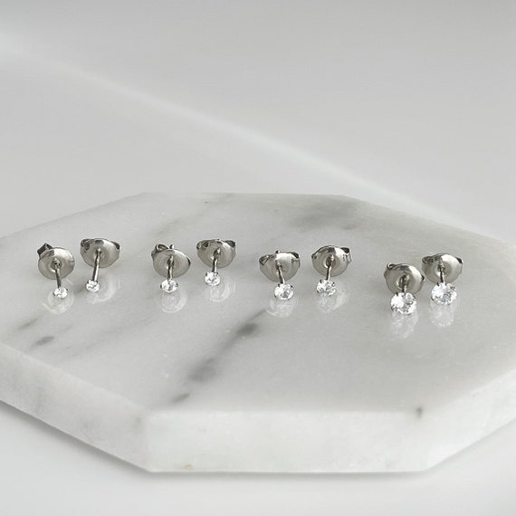 Pair of Implant Grade Titanium CZ Stud Earrings 2mm 2.5mm 3mm 4mm