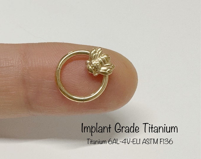 16g 8mm/10mm Implant Grade Titanium Hinged Segment Hoop Ring with Forward Facing Bee, Septum, Daith clicker