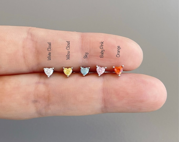 Tiny Heart Cartilage, FINAL SALE - 16g cartilage piercing, Helix, Cartilage, Tragus piercing