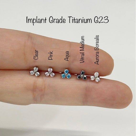Implant Grade Titanium Internally Threaded 3 Gem Small to Big Labret Implant Grade Titanium Internally Threaded 3 Gem Small to Big Labret