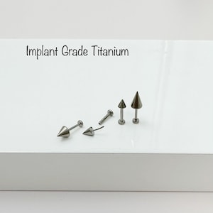 20g 18g 16g Spike Push in Labret Implant Grade Titanium, Cartilage, Conch, Tragus, Helix Titanium 6AL-4V-ELI-ASTM-F136