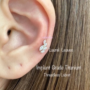 20g 18g 16g  Laurel Leaves Oval CZ Push In Titanium Labret, Titanium 6AL-4V-ELI-ASTM-F136