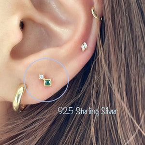 Le Vert Emerald CZ piercing (Single), 925 Sterling Silver emerald cz cartilage helix tragus conch piercing