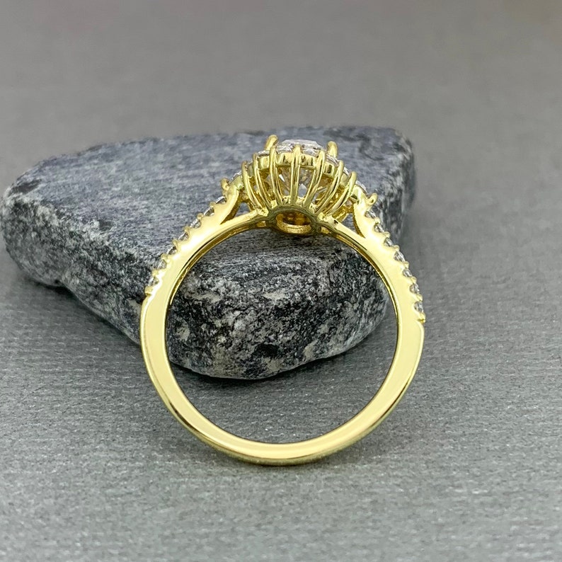 Yellow Gold Oval Diamond Simulated Art Deco Engagement Ring Sterling Silver Diamond Simulated Women/'s Promise Engagement Ring