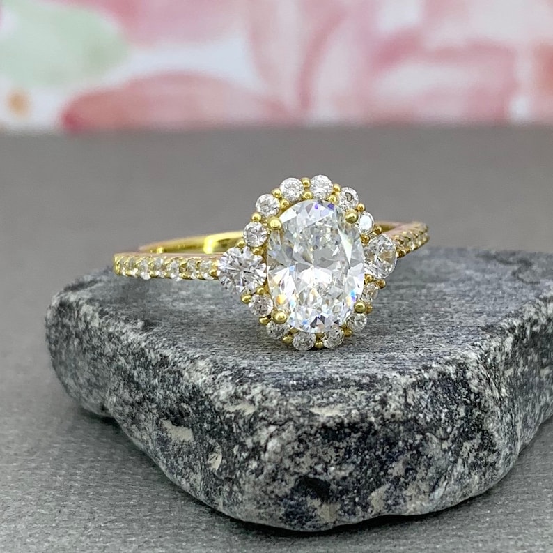 Yellow Gold Oval Diamond Simulated Art Deco Engagement Ring Sterling Silver Diamond Simulated Women/'s Promise Engagement Ring