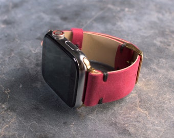 Bracelet de montre en cuir pomme fuschia, personnalisé, bracelets de montre gravés, cadeau pour Noël, cadeau pour elle, cadeau d'anniversaire, cadeau pour femme
