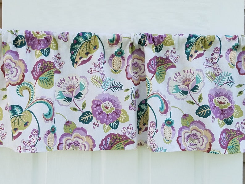 Colonial Flower Lavender Floral Vine Paisley Seafoam Green Bathroom Living Room Dining Room Bedroom 42 Valance Curtain