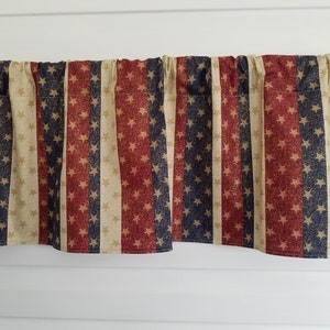 American. Primitive. Patriotic. Independence. Holiday. Glitter. Tan Star July Red Firework 42" Valance Curtain