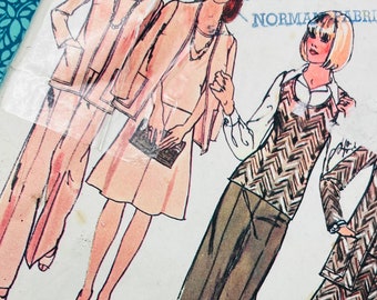Bust 34" Vintage 1970s Simplicity Sewing Pattern for Women 6607- Cardigan Jacket, Scoop Neck Top, Skirt and Pants, Size 12