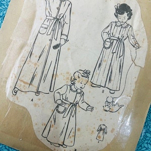 Age 2 Vintage 1950s Butterick Sewing Pattern for Kids 3939, Toddler Girls Dressing Gown or Robe