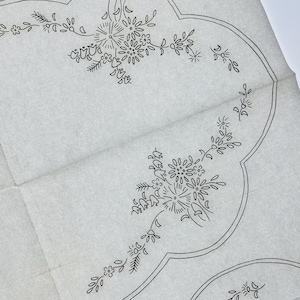 Vintage Iron-On Hand Embroidery Transfer by Deightons U2731, Simple Wildflower Dressing Table Set, Floral Borders