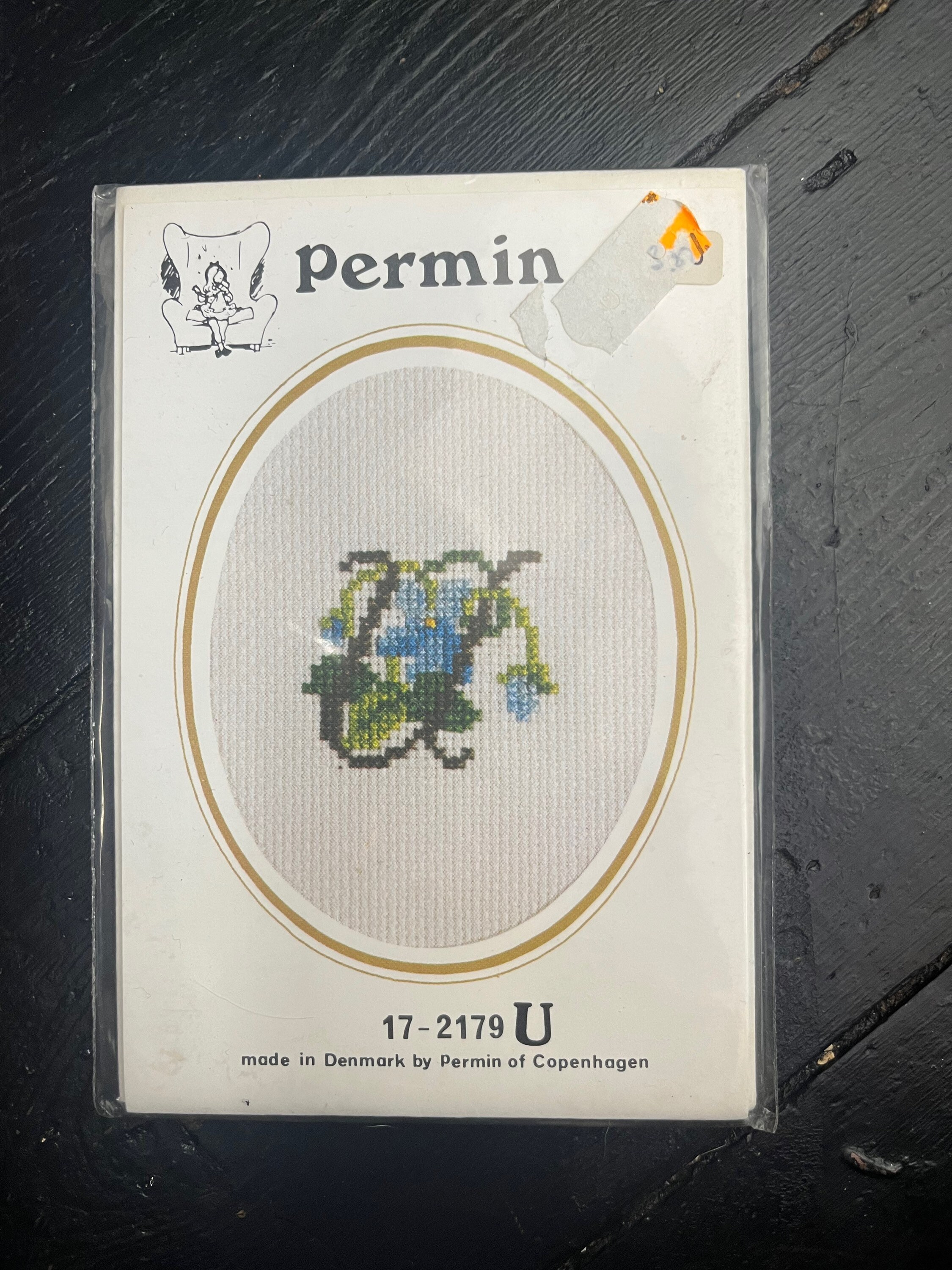 Vintage Permin of Copenhagen Counted Cross Stitch Kit for Greetings Card,  Floral Letter Monogram Q U 