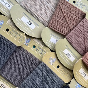 Vintage Chadwicks 85 Prozent Wolle 15 Prozent Nylon Stopffaden, Garn zum Ausbessern, wählen Sie Ihre Farbe