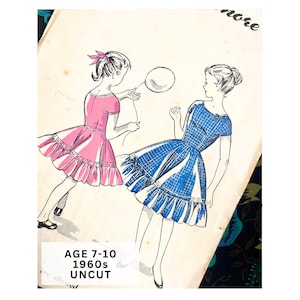Op de afbeelding: Vintage naaipatroon met illustraties van twee meisjes in jurken, één roze en één blauw, die een ballon vasthouden. De tekst "AGE 7-10 1960s UNCUT" is zichtbaar. Het patroon staat op een crèmekleurige achtergrond.