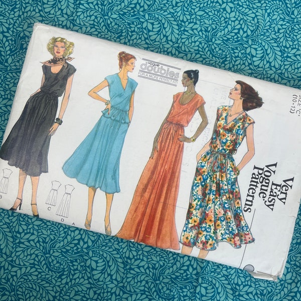 Bust 32.5-34" Vintage 70s Very Easy Vogue Pattern 7053, Ladies Relaxed Dress, Loose, Drop Shoulder Midi, Maxi, Skirt and Top, Size 10-12