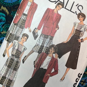 Byst 86 cm Vintage 1980-tals McCalls sömnadsmönster för kvinnor 9561, damjacka, topp, kjol och culottes, SAKNAS ÖGLA