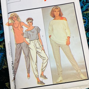 Bust 31.5-34” Uncut Vintage 90s Style Sewing Pattern 4601, Ladies Slouchy Lounge Set, Joggers & Oversized Top, Athleisure, Gym Clothes,