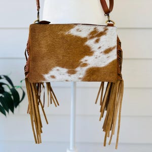 Borsa a tracolla in pelle di mucca: borsa da rodeo western con frange in pelle