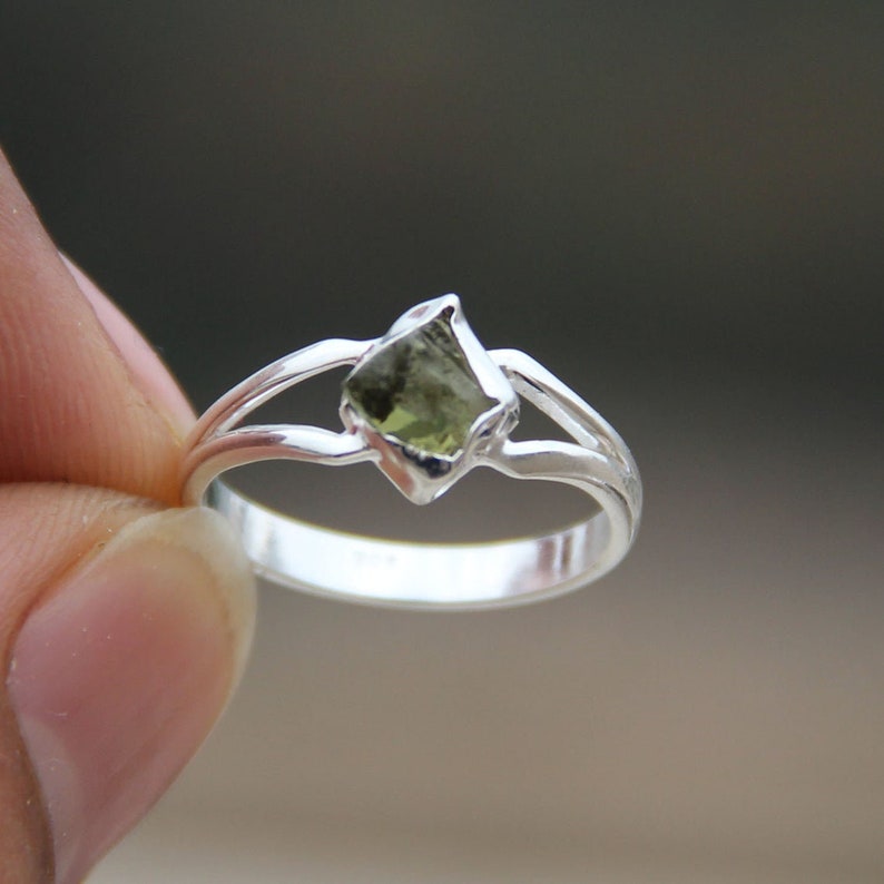 Natural Moldavite Silver Ring Rough Moldavite Ring Moldavite Meteorite Ring Natural Moldavite Gem Anniversary, Engagement Gift Party Wedding 