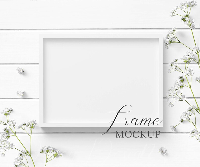 5x7 vit trärammodell med vackra blommor på en vit träbakgrund i både JPEG- och PSD-format (Smart Object). bild 2