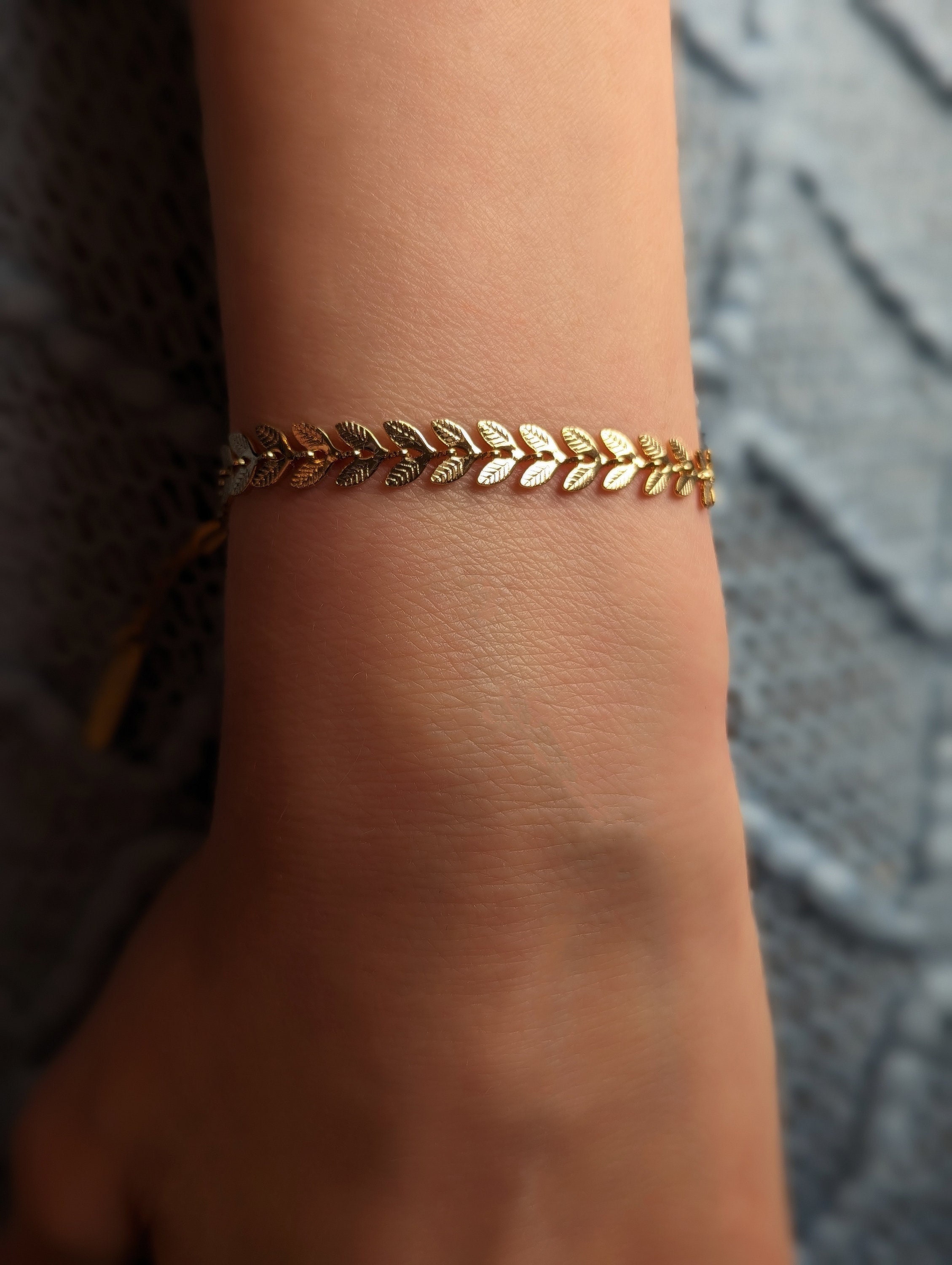 The Gold Leaf Bracelet Single Lady Gold Leaves Jewelry Set Elegant
