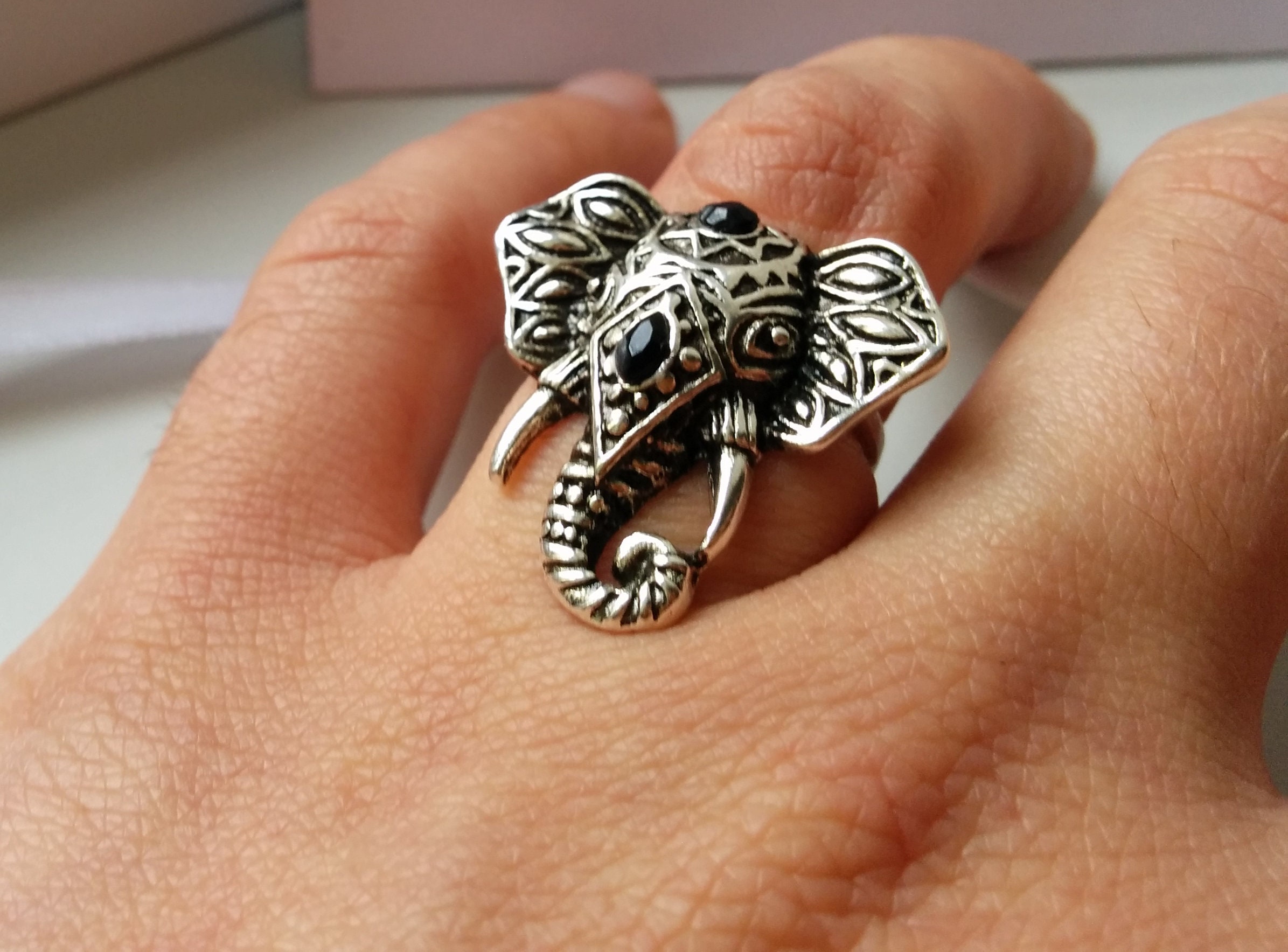 Elephant rings deals